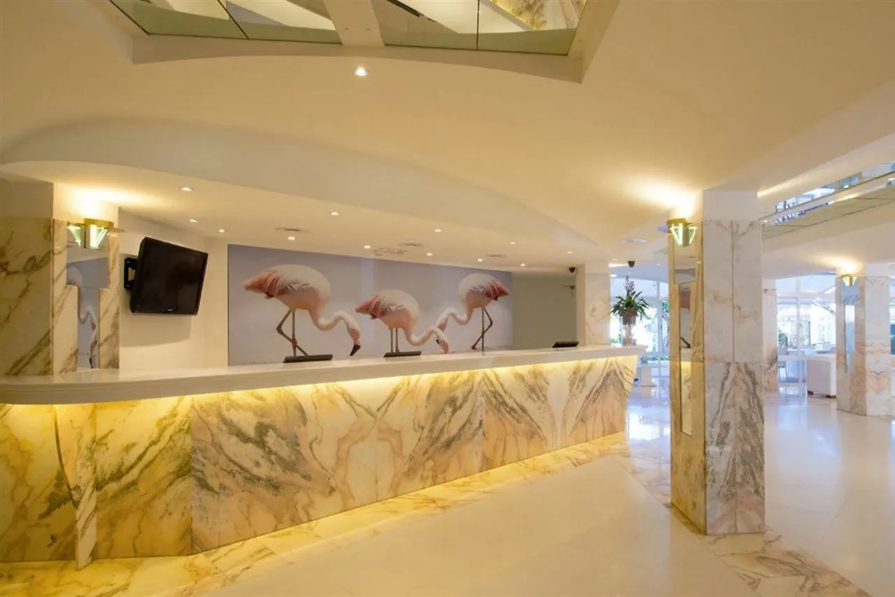 Hotel Iberostar Waves Ciudad Blanca Alcudia   Alcudia (Mallorca)